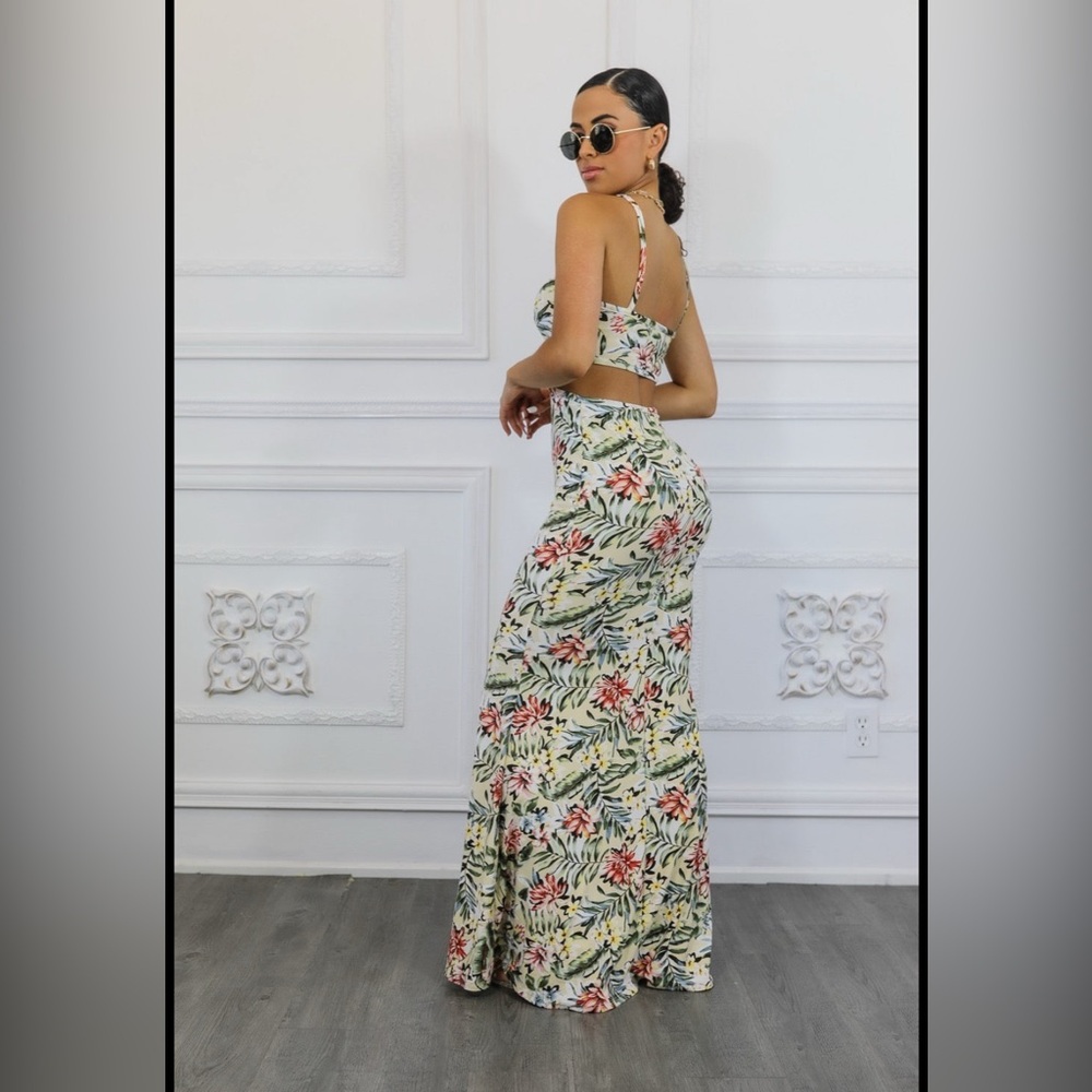 Floral Maxi Dress with Cut-Out Detail - Picture 3 of 5